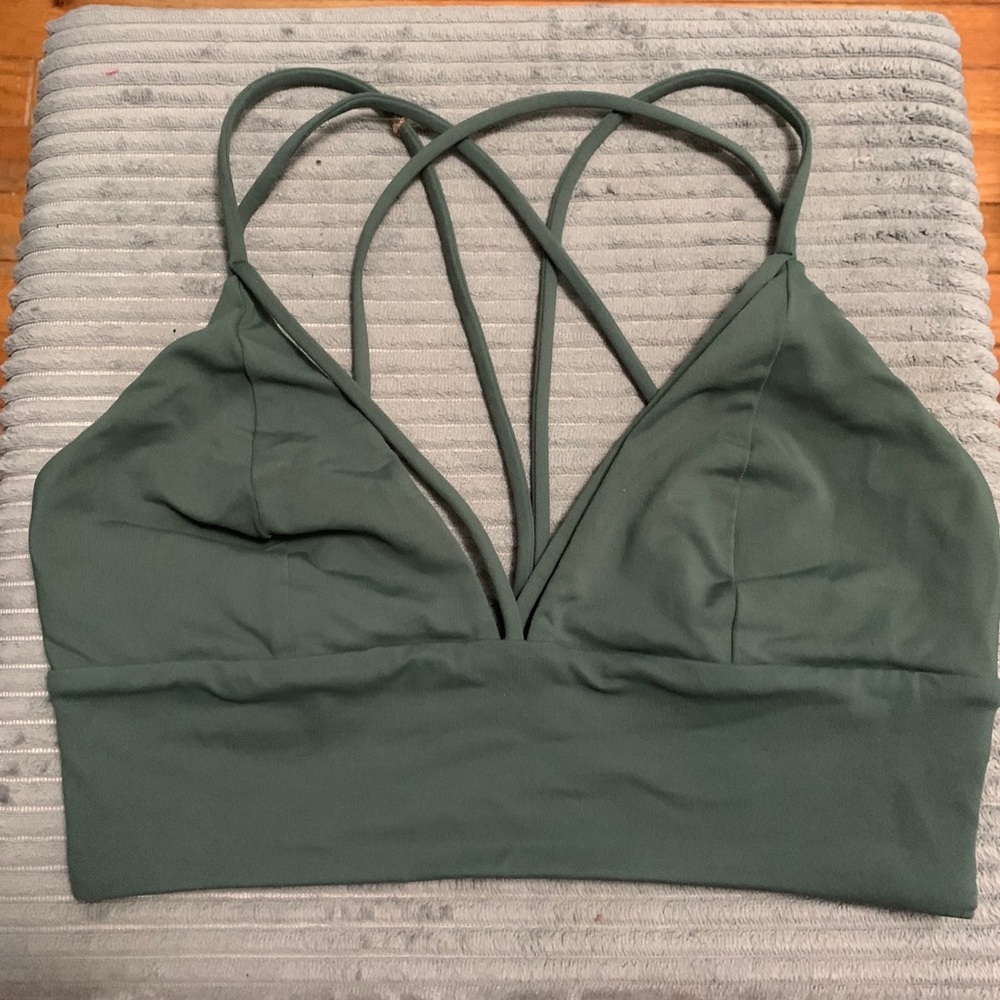 Lulu lemon sports bra